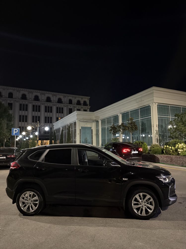 Tracker Ltz Qora Toza 2024 yil