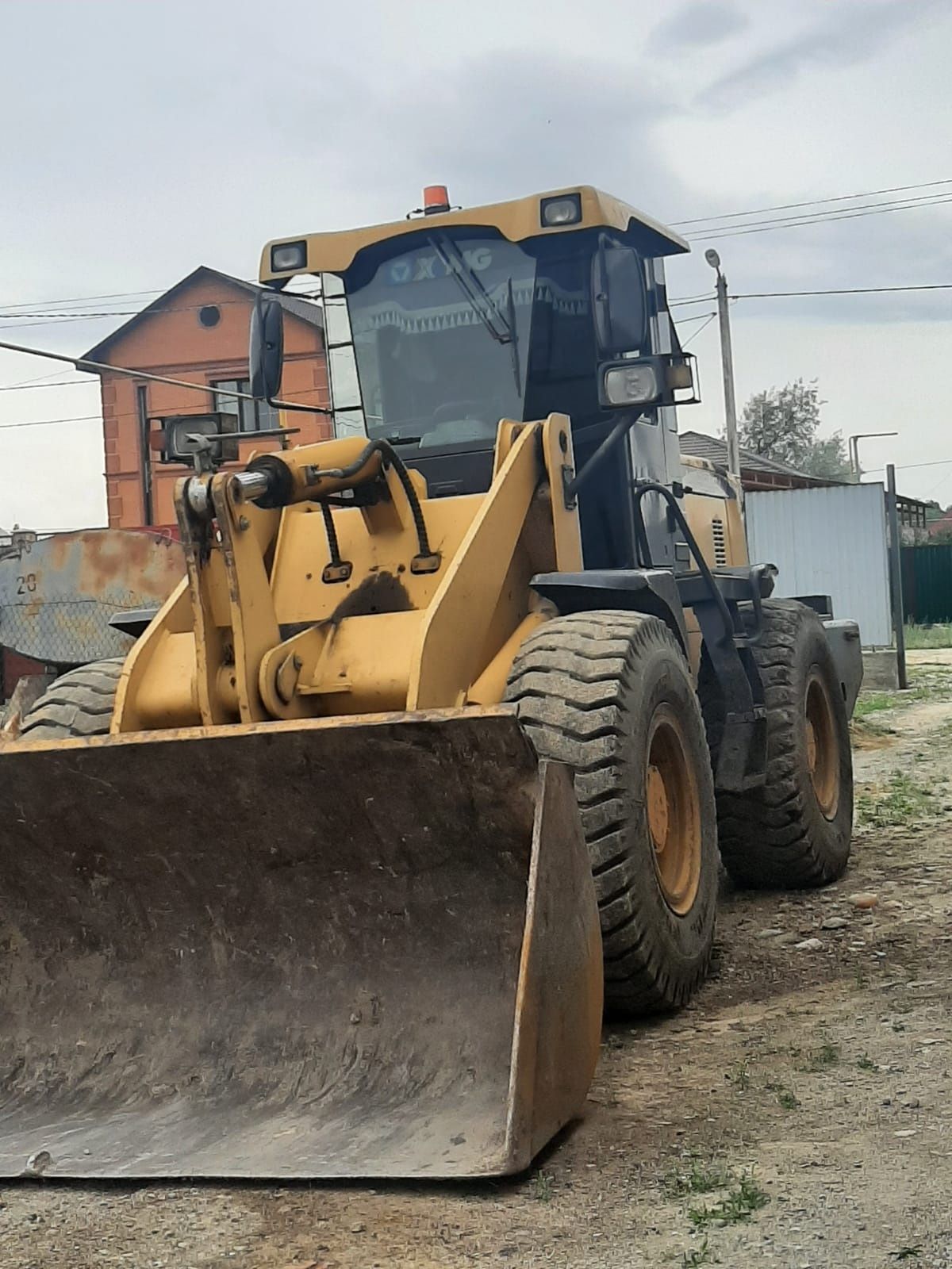 Услуги фронтального погрузчика любой сложности