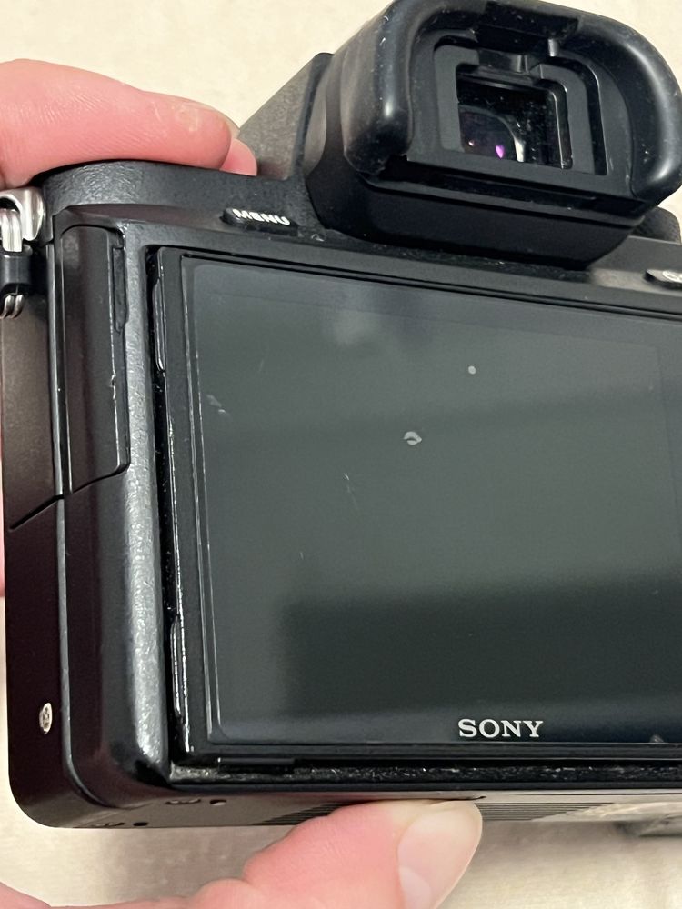 Sony A7ii - 29k cadre - încărcător+ baterie și card