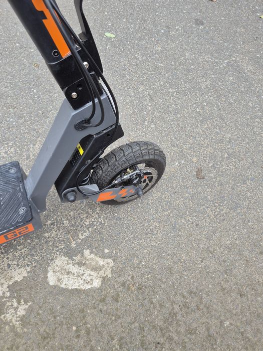 Trotineta electrica kukirin g2