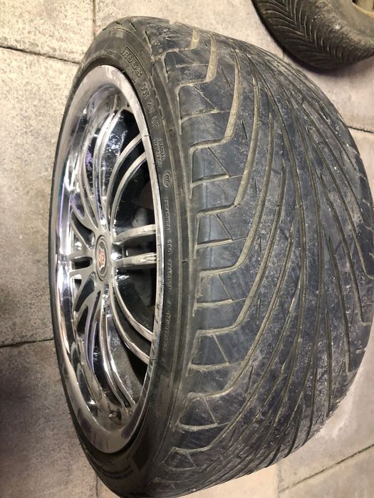 Продам диски размер 19.Тел: 8.7.0.0.4.2.7.1.2.6.2.