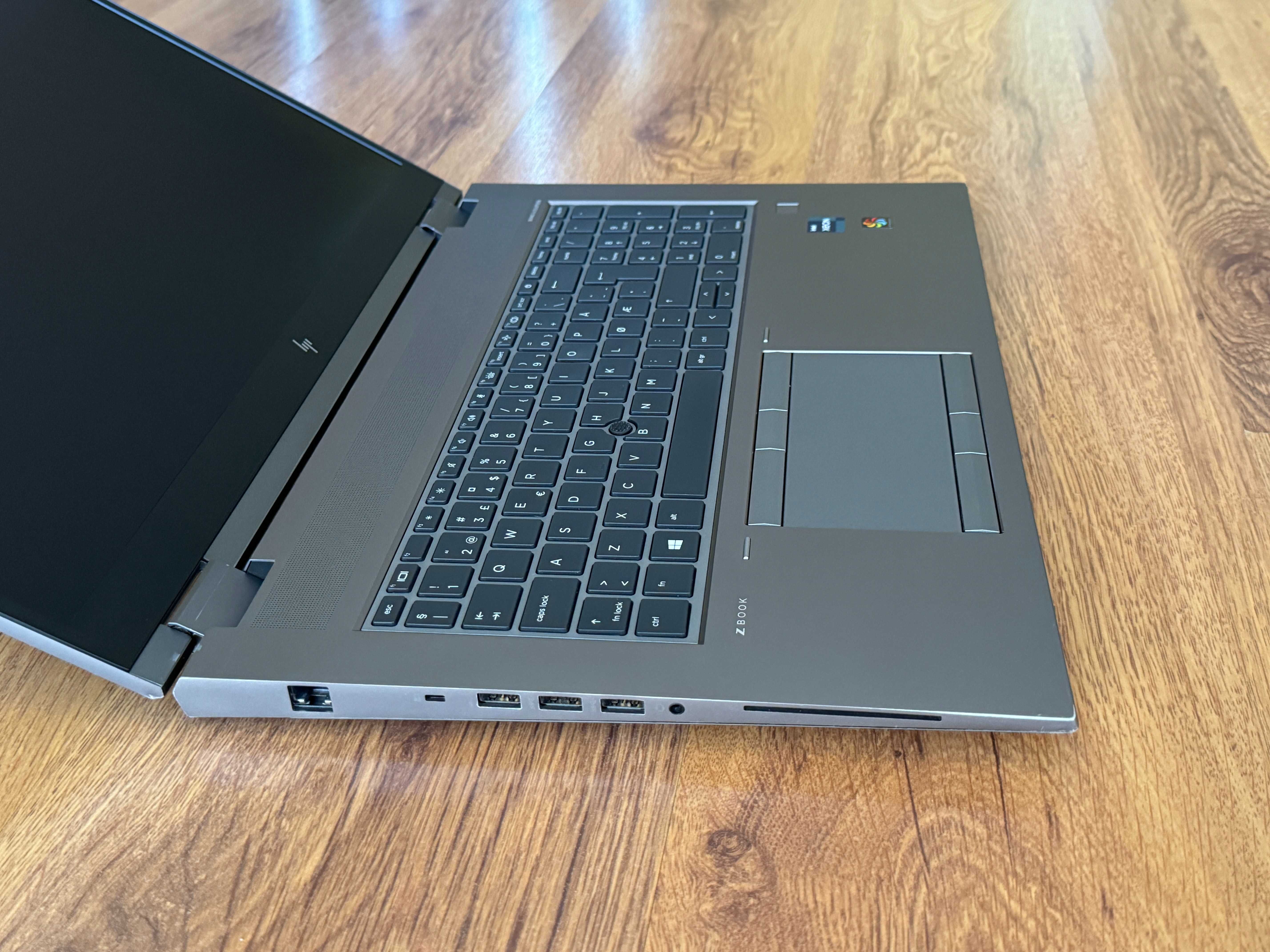 17.3 144Hz Xeon W-11955m HP Zbook Fury 17 G8 128GB DDR4/RTX A5000 16GB