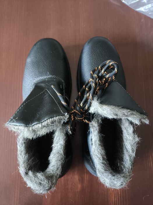 Рабочая обувь ..