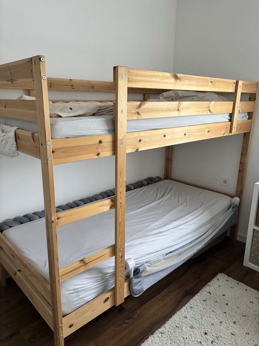 Двуетажно Легло от икея