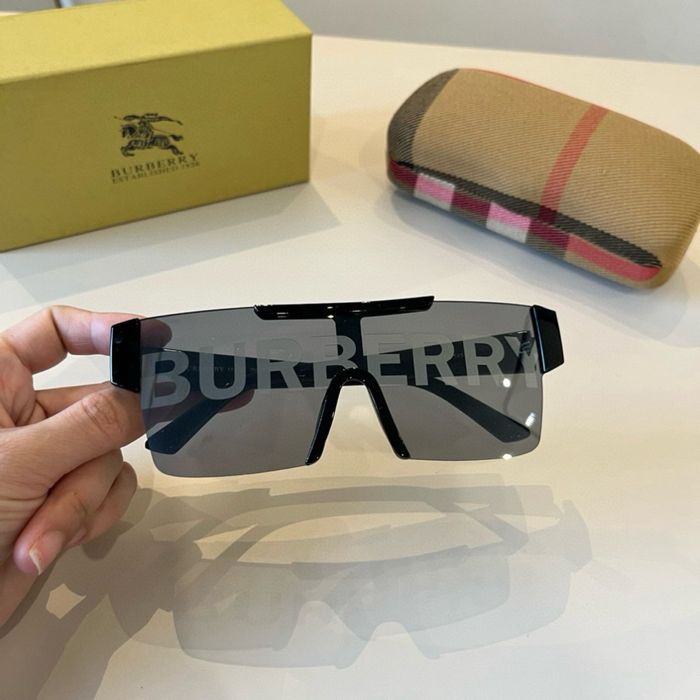 Ochelari de soare Burberry – unisex, noi
