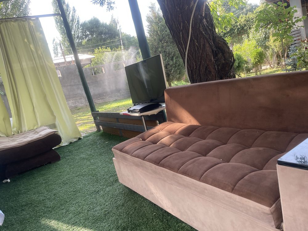 Dacha suv buyida ajoyib havo ugam daryosidaga ham tushsa buladi,16/9 b