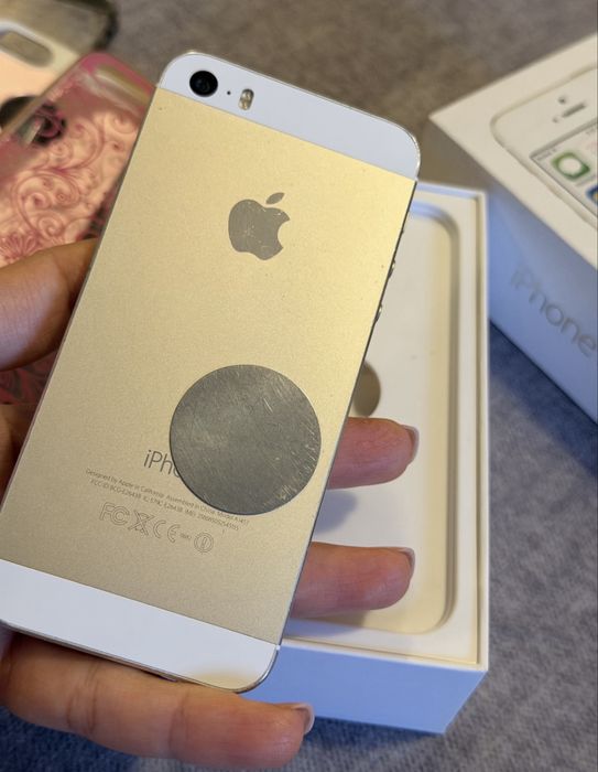 Iphone 5 gold full box