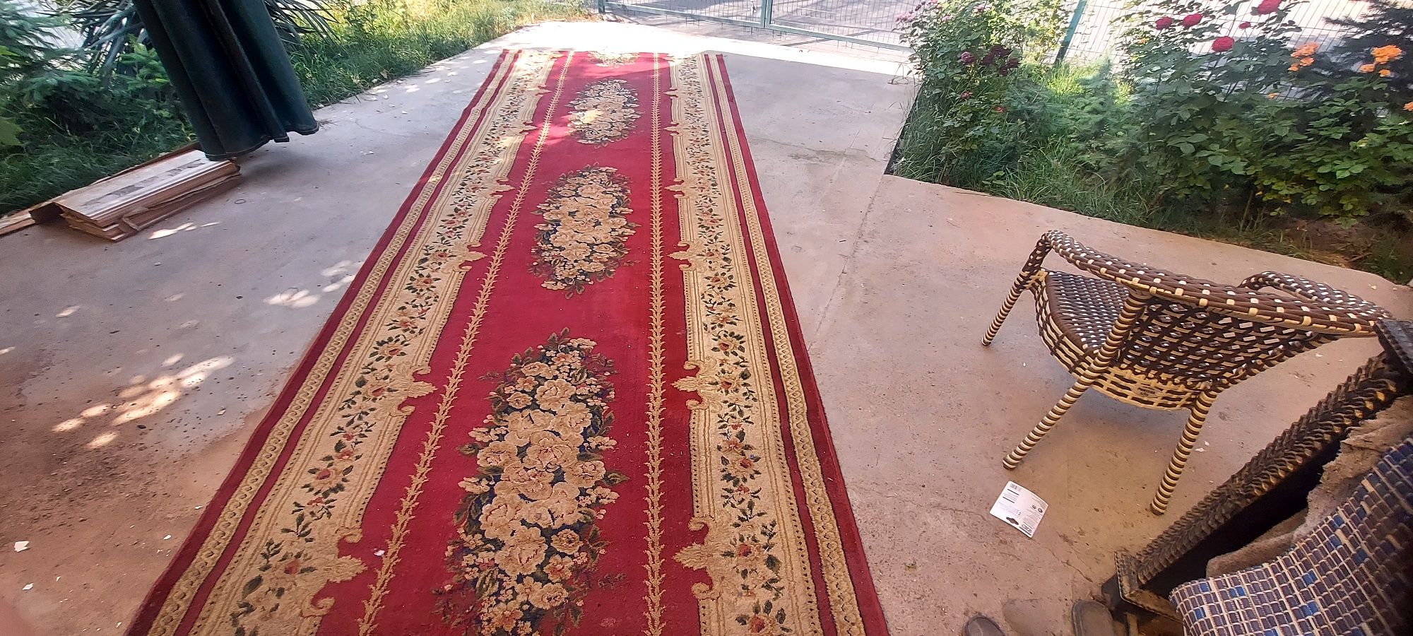 Продаются старые ковры