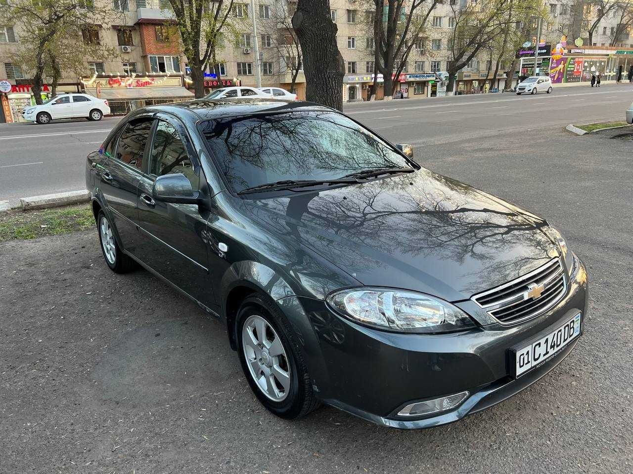 Продам Lacetti gentra 2018