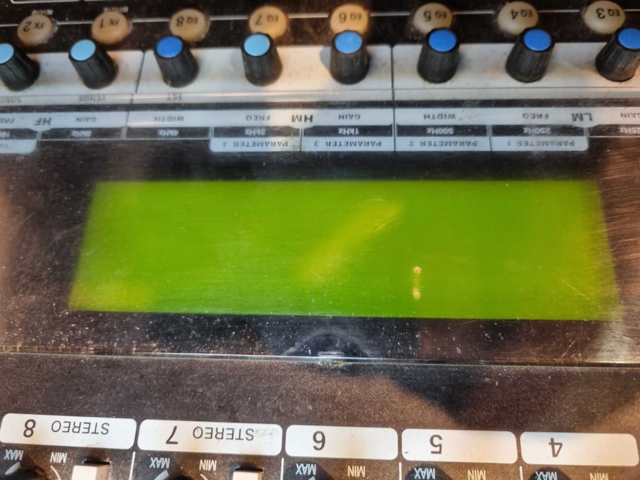 Mixer Allen & heath icon series DP 1000 digital cu putere Dezmembrez