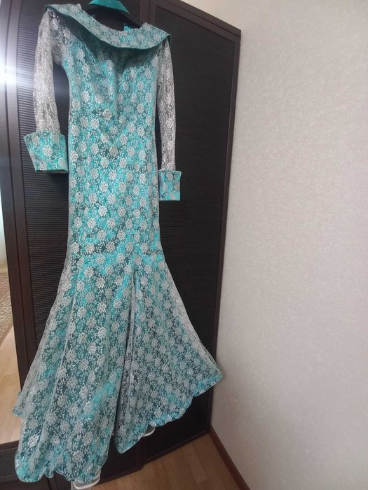 Платье-рыбка,сшито по индивидуальному заказу