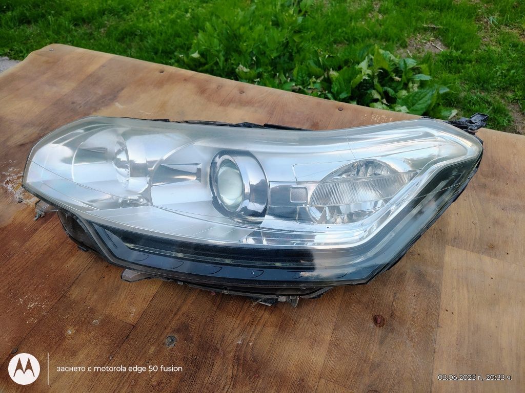 Фар за Citroen C5 2011 година