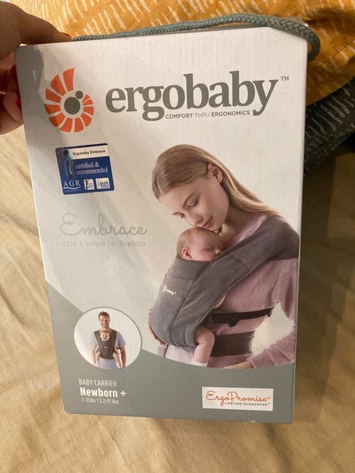 Ergobaby embrace