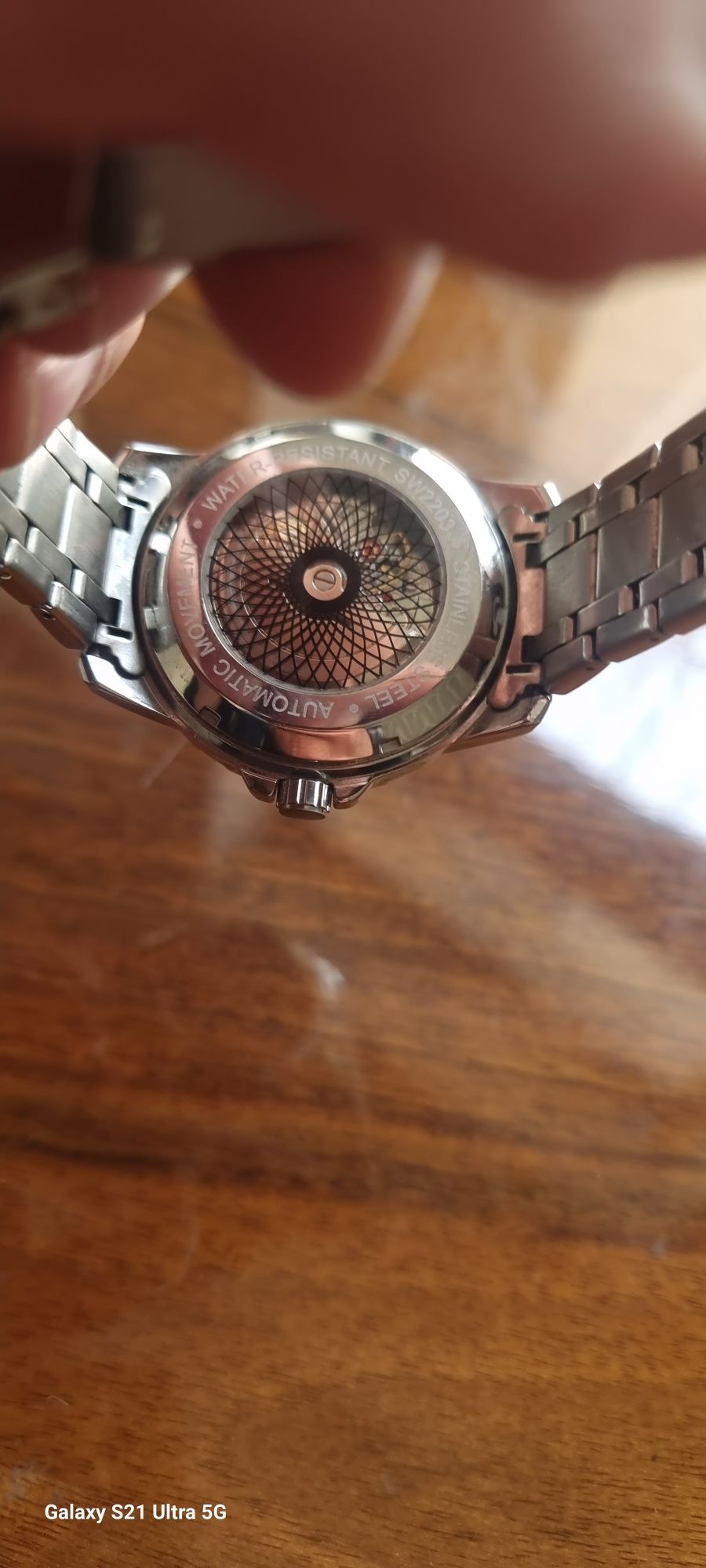 Swish stainless steel