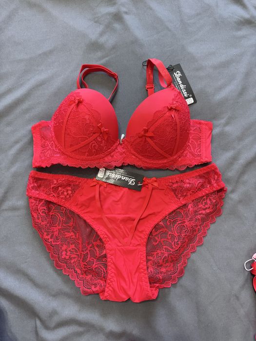 Комплекты нижнего белья