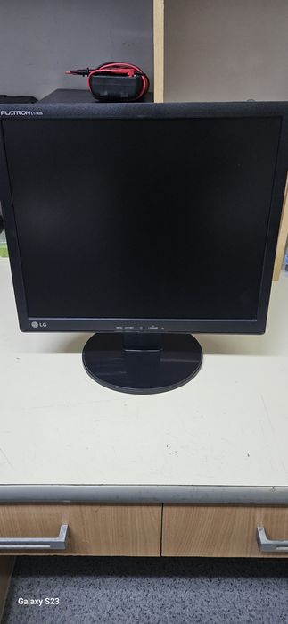 Продам монитор LG