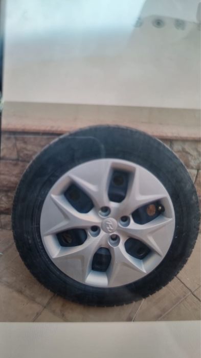 Комплект зимних шин Hyundai