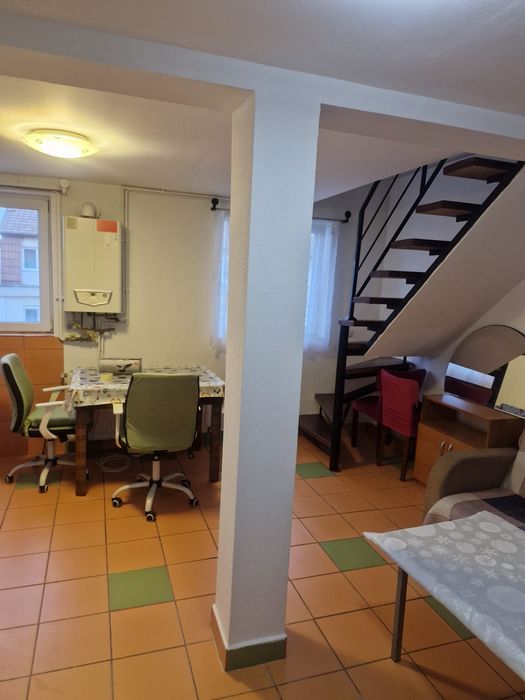 Apartament de închiriat