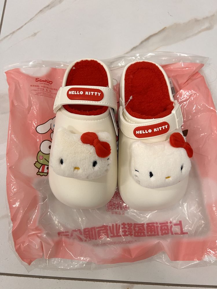 Papuci Hello kitty masura 36-37