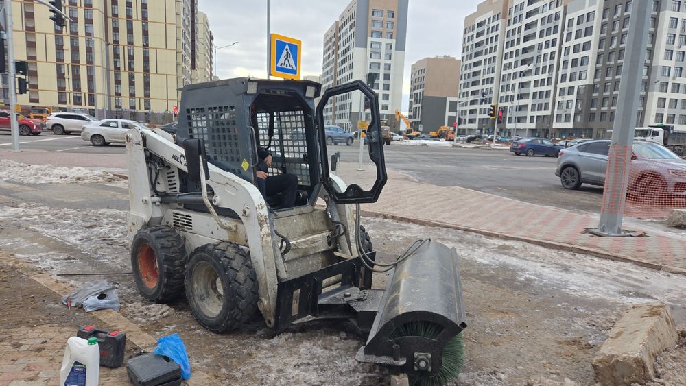 Мини погрузчик бобкат