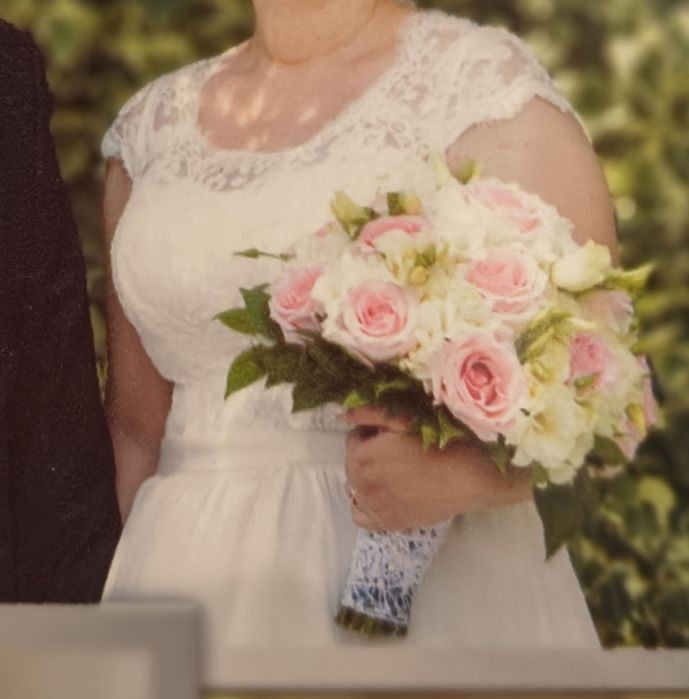 Vând rochie de mireasa