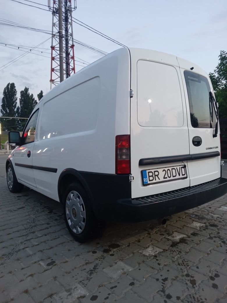 Opel combo 2011 diesel!