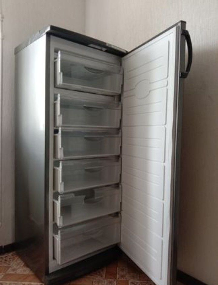 продам морозильник