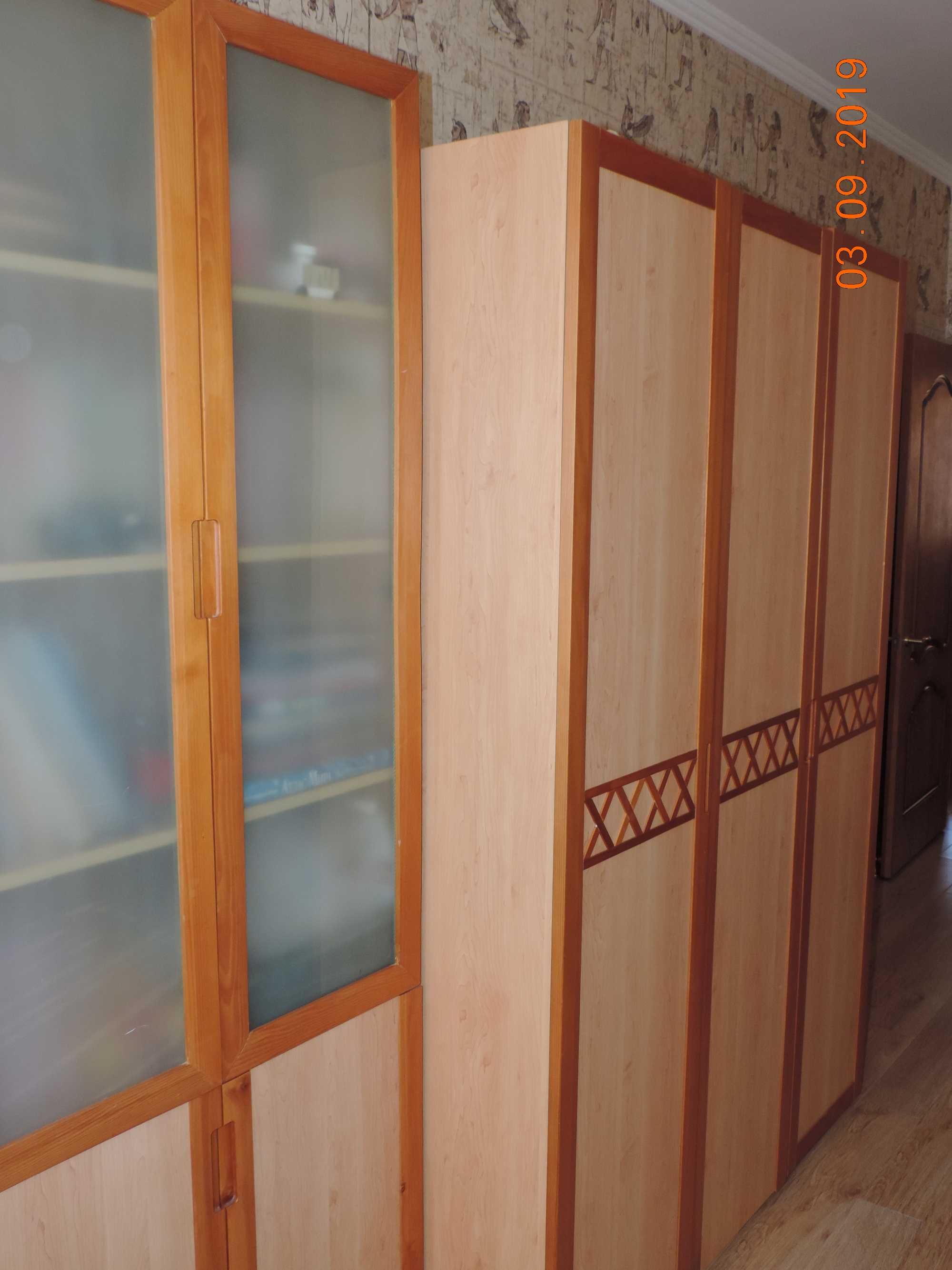 Продам добротную подростковую (детскую) комнату. Торг.