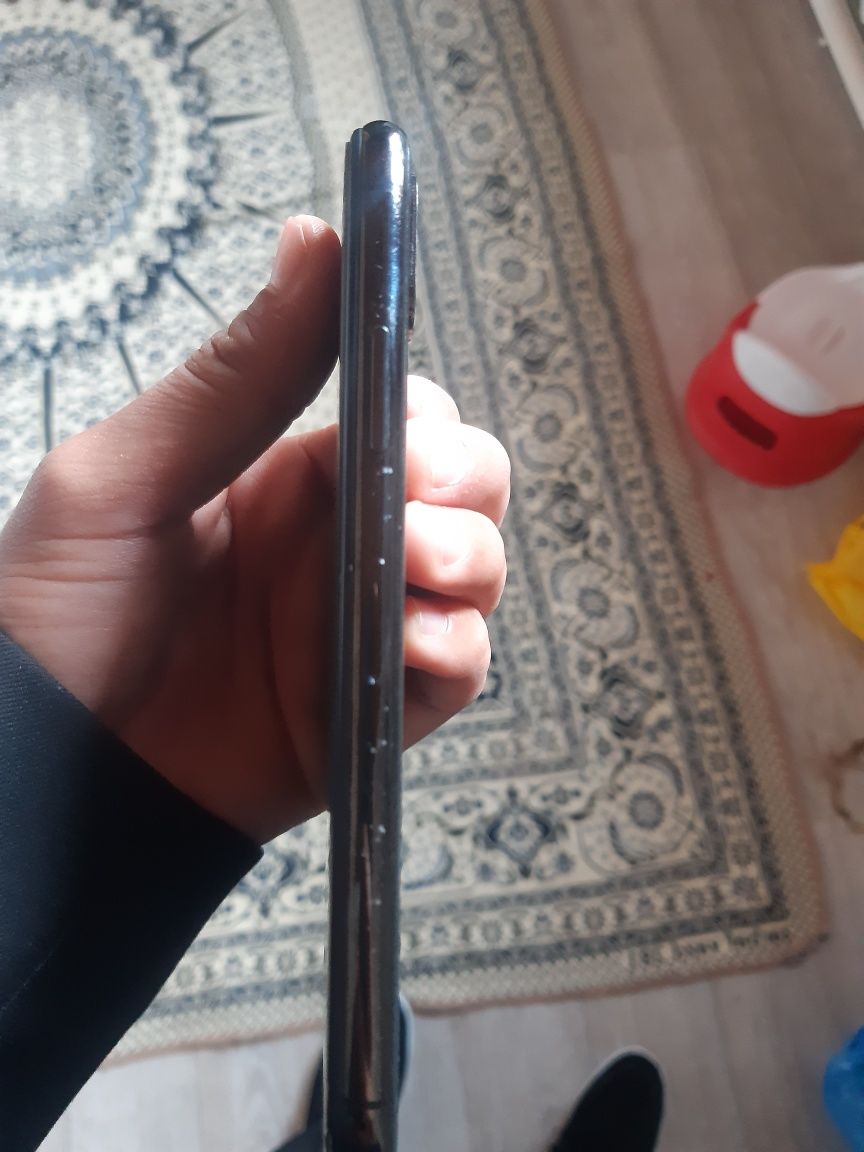 Iphone X,продою айфон