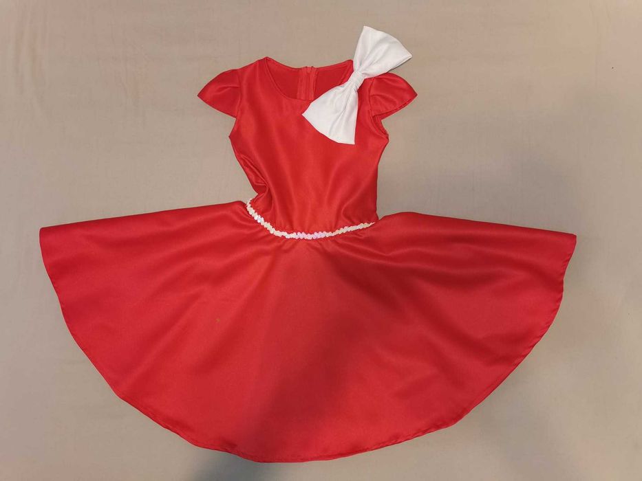 Rochie fetite aproximativ 8 ani facuta pe comanda tafta satinata
