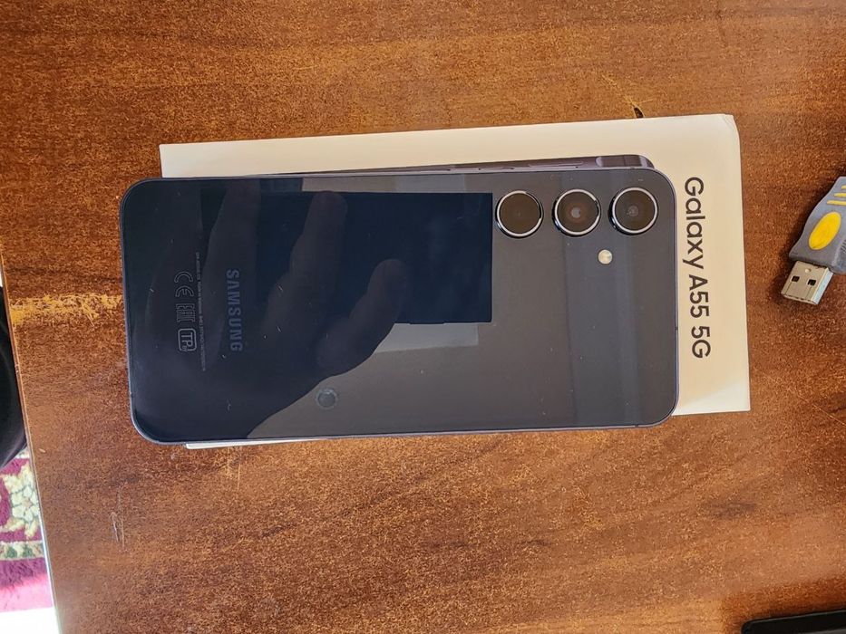 Самсунг А55 8.128