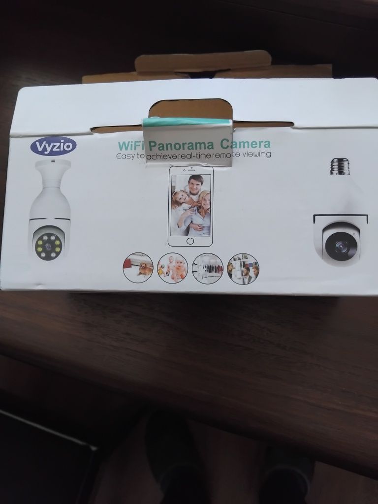 Vând două camere de supraveghere.