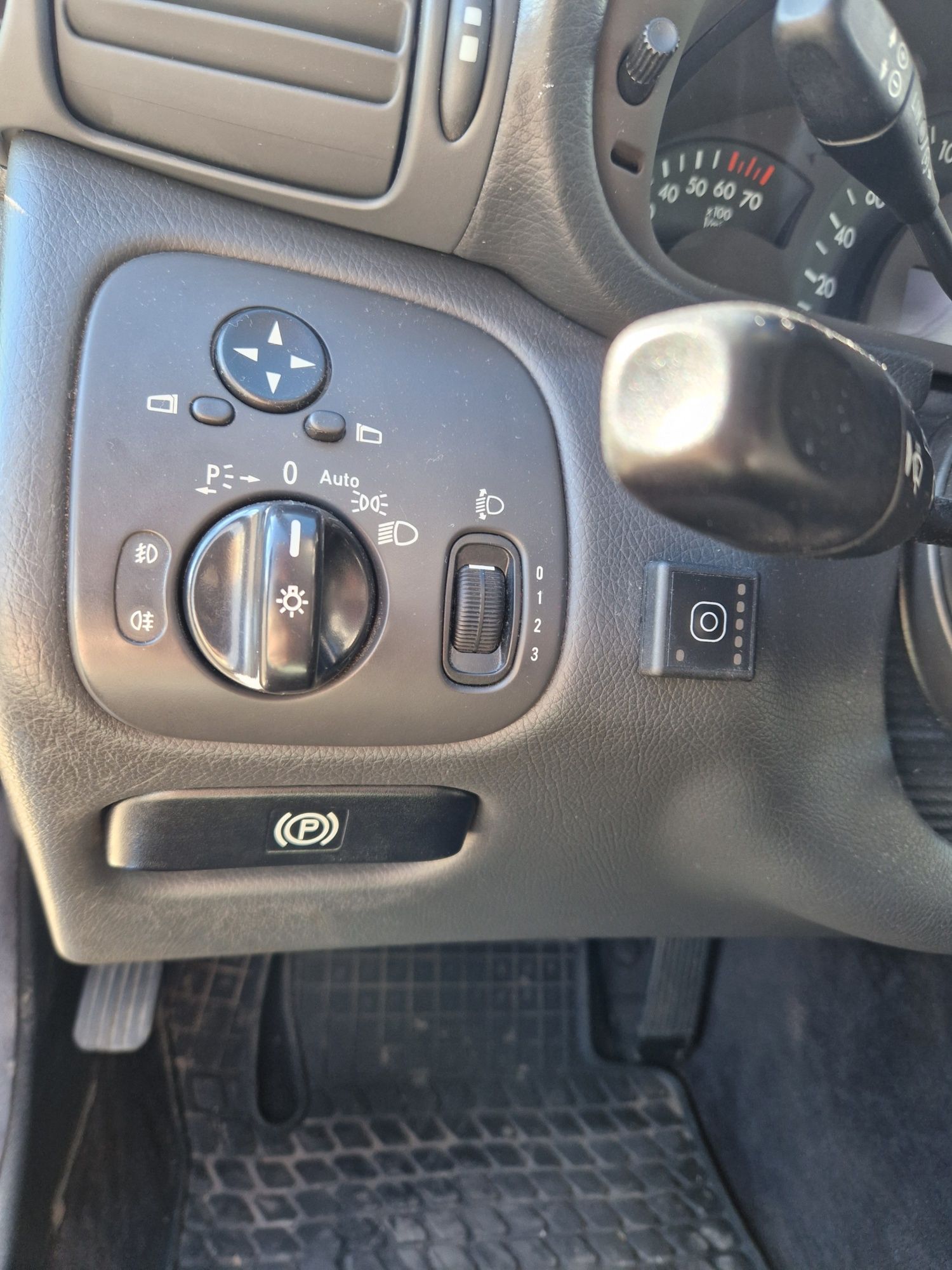 Mercedes C-class 2003 gaz benzin avtomatic