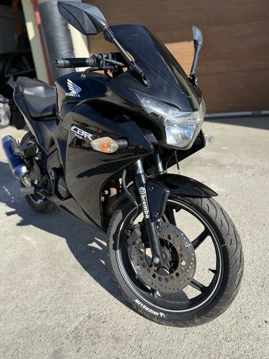 Honda cbr 125r 24.000 km a1 16 ani