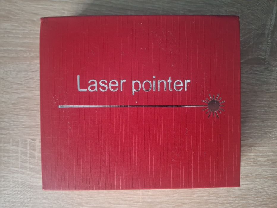 Laser pointer verde 10000 mw  nou