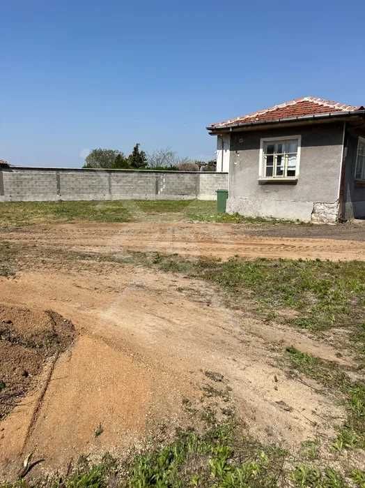 Продава се Къща в с. Граф Игнатиево, Област Пловдив - 50 кв.м за 1658 €/кв.м - Снимка #1
