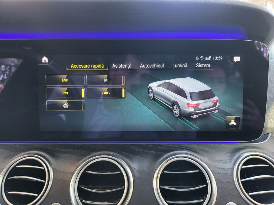 Vând Mercedes Benz E Class All Terrain