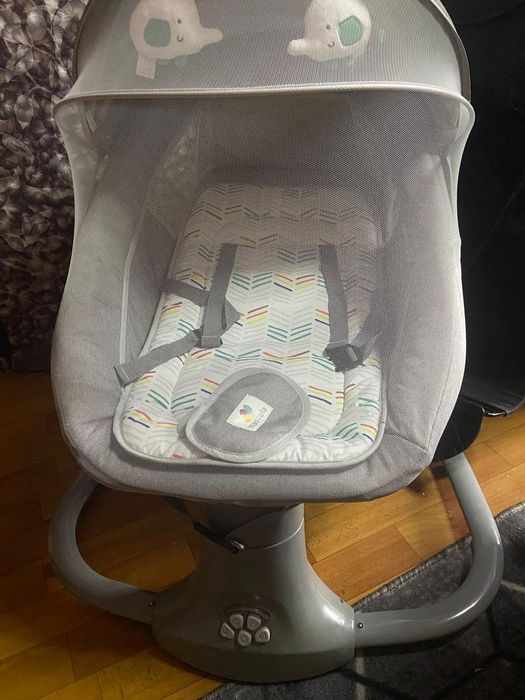 Электрическая качалка для малыша