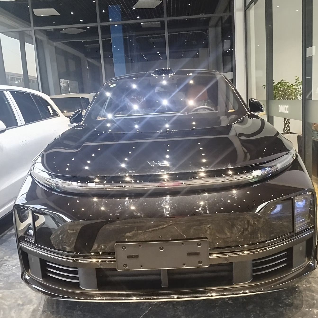 Ли Л7 Ультра автомобили