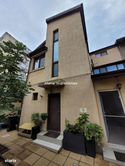 Ideal gradinita, afterschool, birouri- casa 9 camere Sebastian