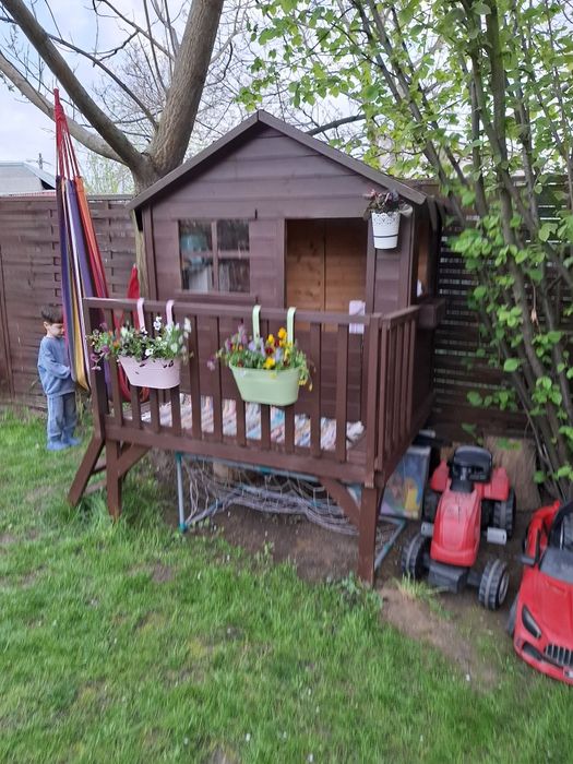 Casuta copii din lemn