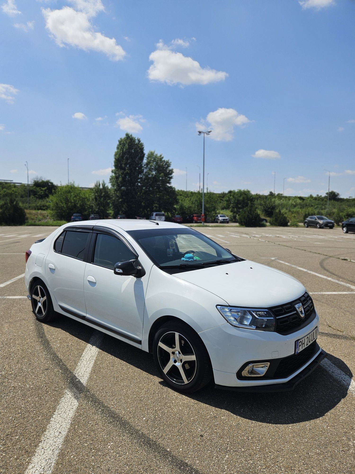 D A C I A Logan,Model Prestige,Motor 0.9 TCE + GPL