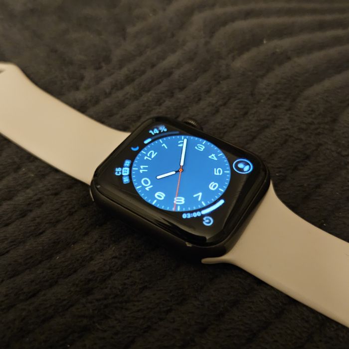Apple Watch SE 44mm обмен желательно на Samsung watch