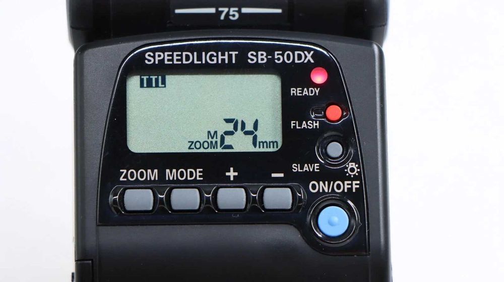 Nikon Speedlight SB-50DX Flash MODEL MAI VECHI, blit