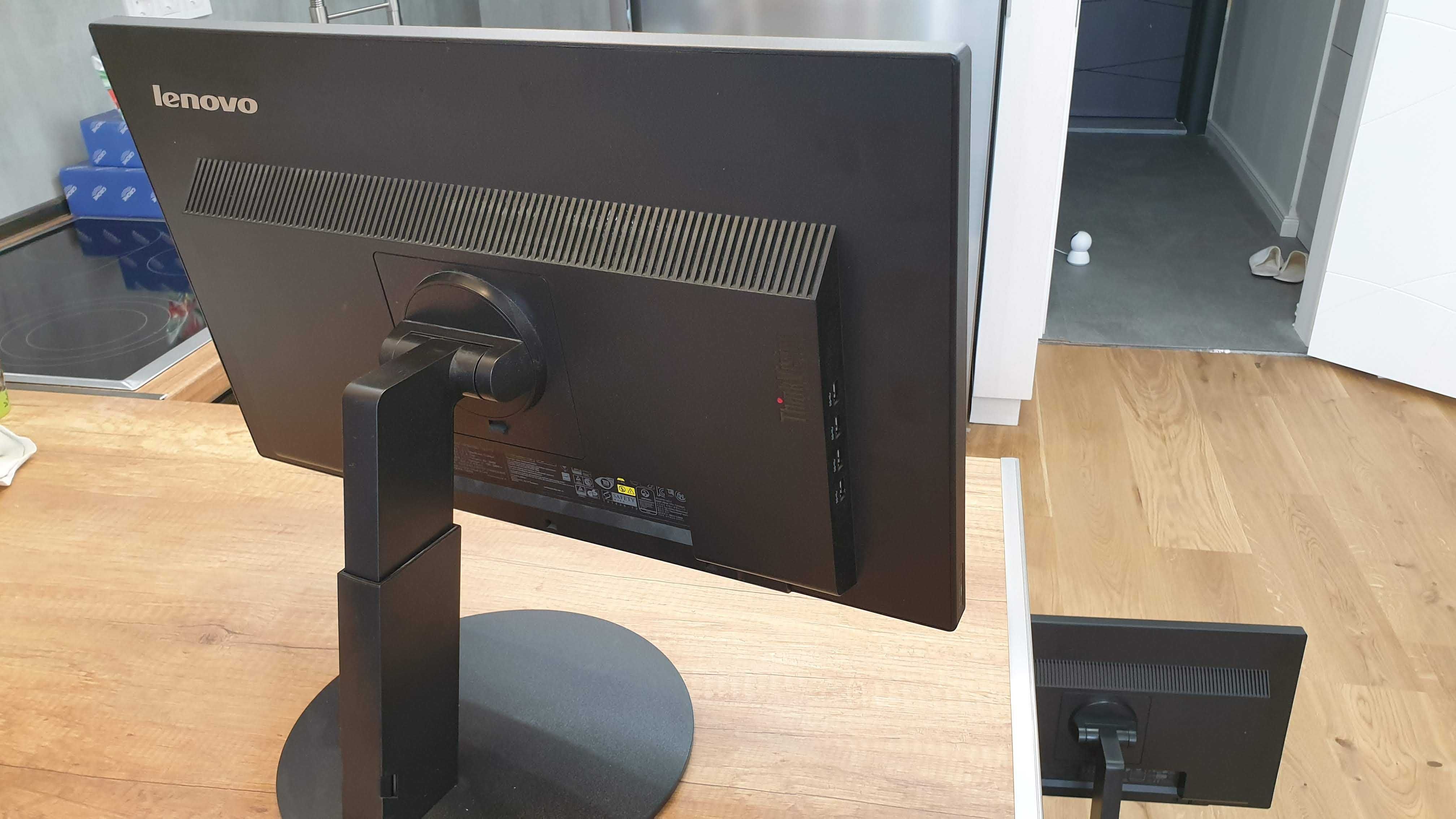 Монитор Lenovo 23 инча