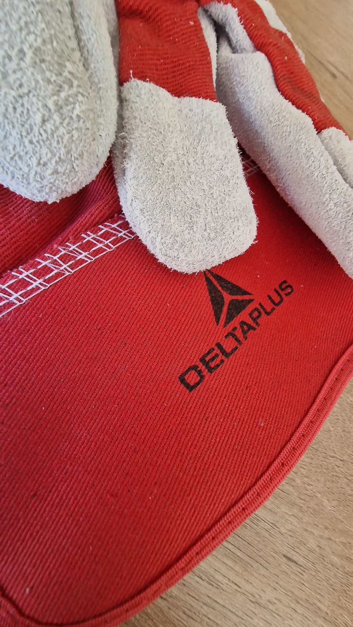 Перчатки утепленные Delta Plus
Plus DСTHl.