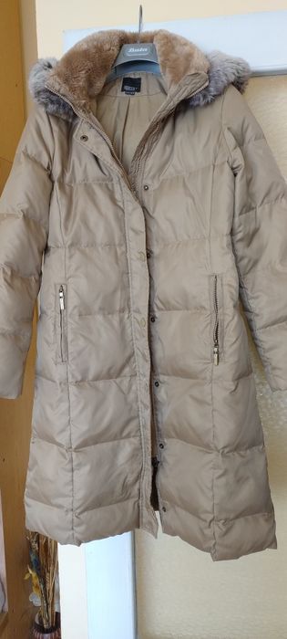 Дамско зимно яке с пух Esprit