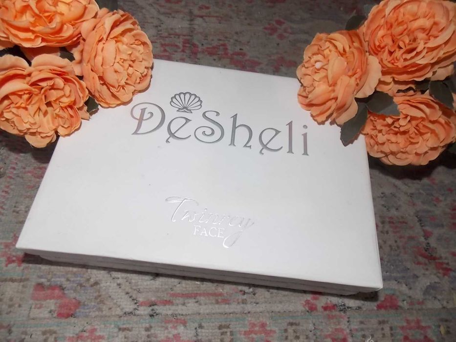 Desheli Twinrey Face nou - 200 lei