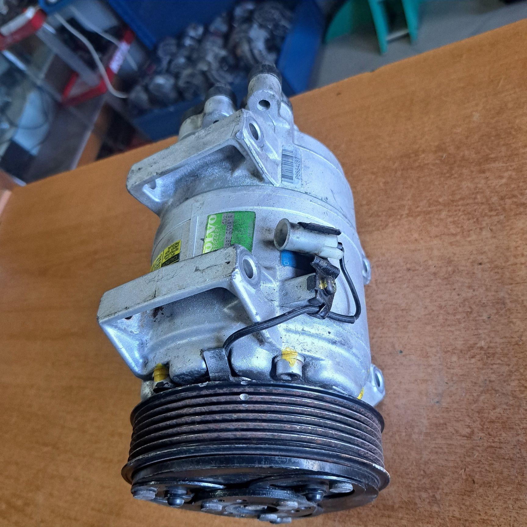 Compresor aer condiționat Volvo S60 V70 S8 XC90 8684287