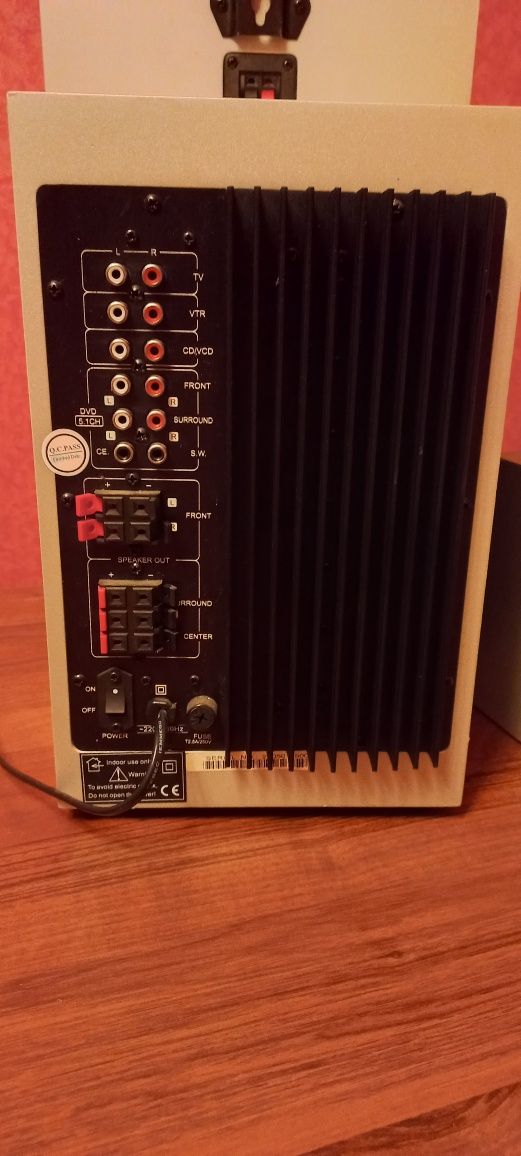 Домашний кинотеатр  5.1  F&D YF-IЕ